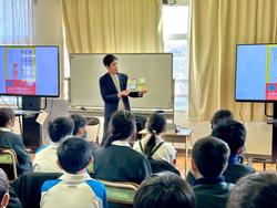 6年生 こどもライフプランの様子