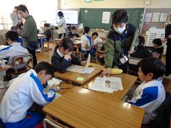 4年生研究授業の様子