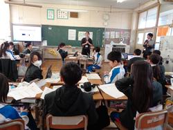 4年生研究授業の様子