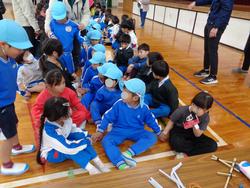 2年生おもちゃランドにご招待