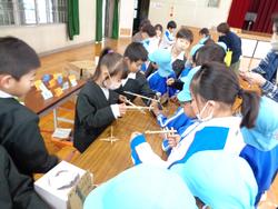 2年生おもちゃランドにご招待