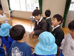 2年生おもちゃランドにご招待