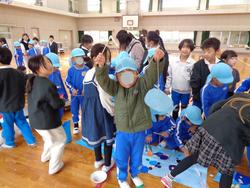 2年生おもちゃランドにご招待