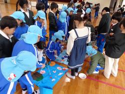 2年生おもちゃランドにご招待