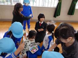 2年生おもちゃランドにご招待