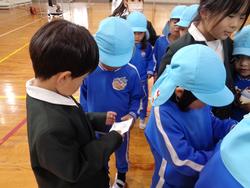 2年生おもちゃランドにご招待