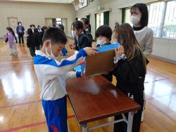 2年生のおもちゃランドに1年生をご招待