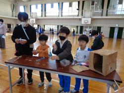 2年生のおもちゃランドに1年生をご招待