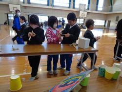 2年生のおもちゃランドに1年生をご招待