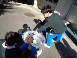 2年生のおもちゃランドに1年生をご招待