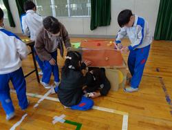 2年生のおもちゃランドに1年生をご招待