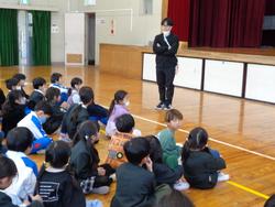 2年生のおもちゃランドに1年生をご招待