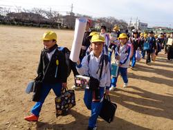 一斉下校の様子