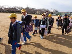 一斉下校の様子