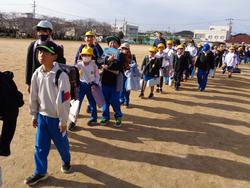 一斉下校の様子