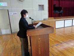 始業式の朝の登校の様子