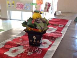 PTA本部役員さんによるお正月飾り