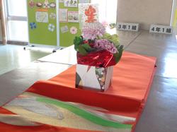 PTA本部役員さんによるお正月飾り