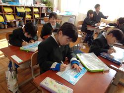 始業式後の三樹っ子たち