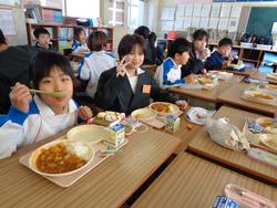 なかよし給食の様子