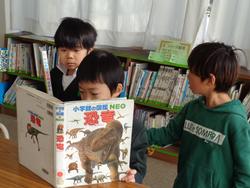 1年生図書の時間