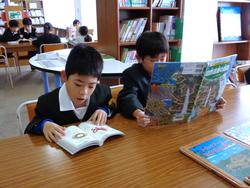 1年生図書の時間