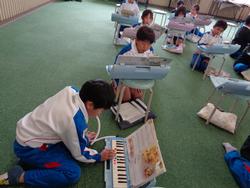 2年生音楽の授業