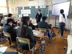 6年生外国語の授業（研究授業）