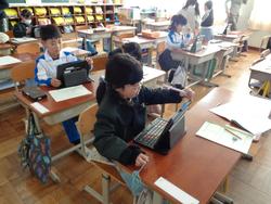 1年生生活科の授業（研究授業）