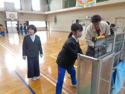 5年生ダイハツものづくり体験教室