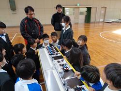 5年生ダイハツものづくり体験教室