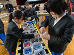 5年生ダイハツものづくり体験教室