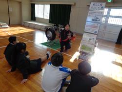 5年生ダイハツものづくり体験教室