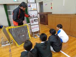5年生ダイハツものづくり体験教室