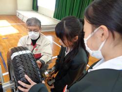 5年生ダイハツものづくり体験教室