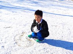 雪がいっぱい 大喜びの三樹っ子