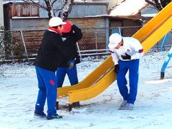 雪がいっぱい 大喜びの三樹っ子