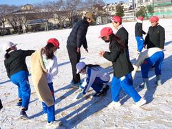 雪がいっぱい 大喜びの三樹っ子