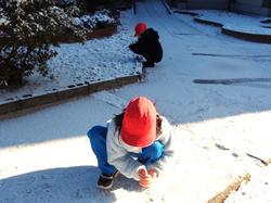 雪がいっぱい 大喜びの三樹っ子