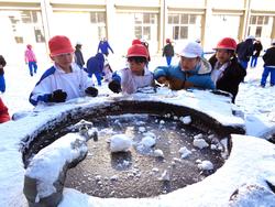 雪がいっぱい 大喜びの三樹っ子