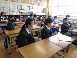 児童会役員選挙の様子