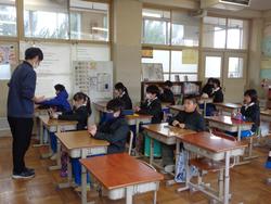 児童会役員選挙の様子