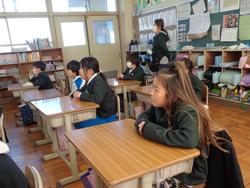 2年生図書の時間