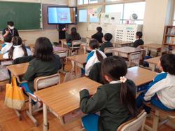 2年生図書の時間