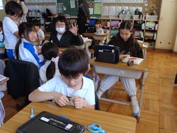 2年生6年生への贈り物＆掲示板作り