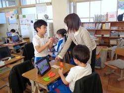 2年生6年生への贈り物＆掲示板作り