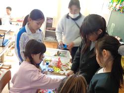 2年生6年生への贈り物＆掲示板作り