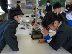 4年生理科の授業