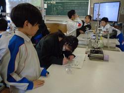 4年生理科の授業