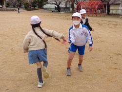 昼休みの外遊び